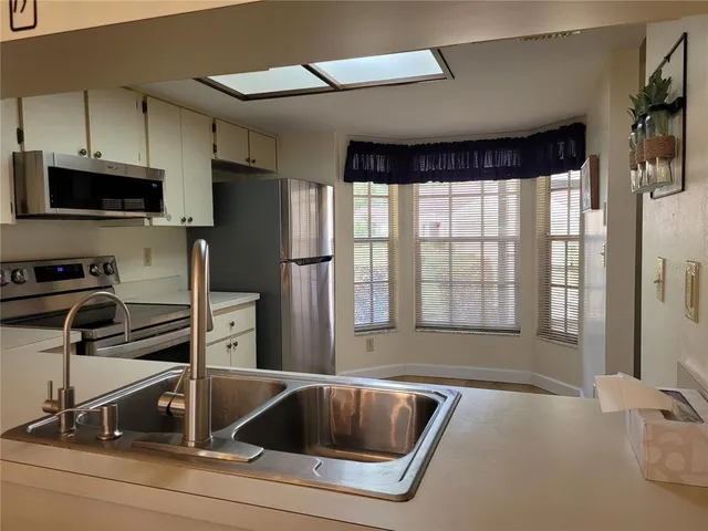 $329,400 | 946 Madrid Drive, Palm Harbor, FL 34684