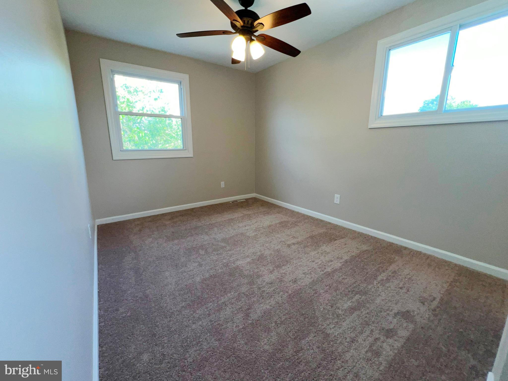 901 Woodlane Road Beverly, NJ 08010 - Photo 24 of 40 Gallery Image 24