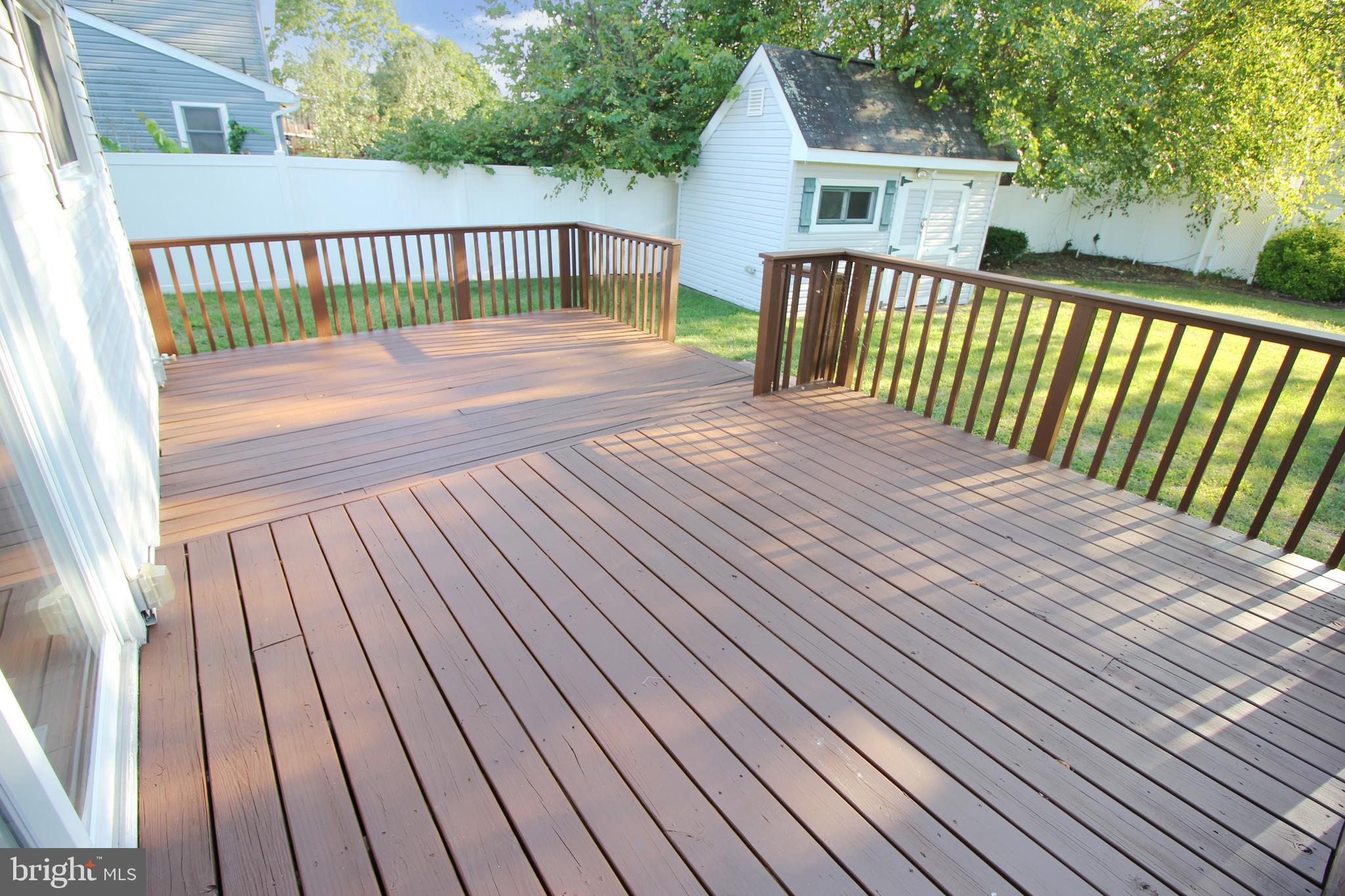 901 Woodlane Road Beverly, NJ 08010 - Photo 34 of 40 Gallery Image 34