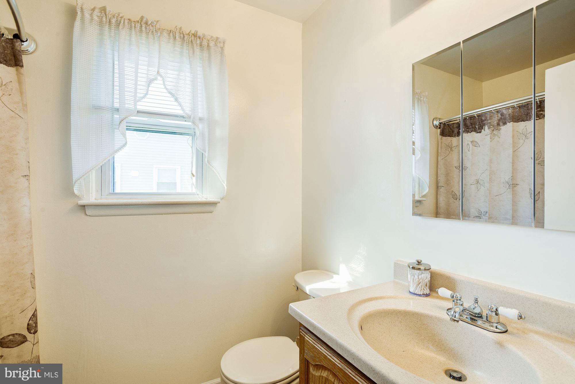 109 Country Farms Road Marlton, NJ 08053 - Photo 29 of 36 Main Bath