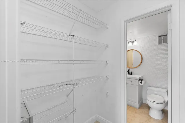 $1,799 | 17580 Northwest 67th Place, Unit D1, Hialeah, FL 33015