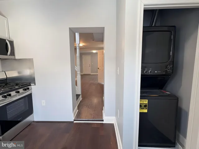 $1,700 | 47 South Carrollton Avenue, Baltimore, MD 21223