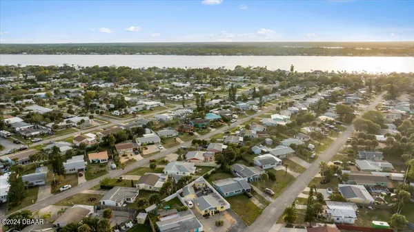 an aerial view of multiple house