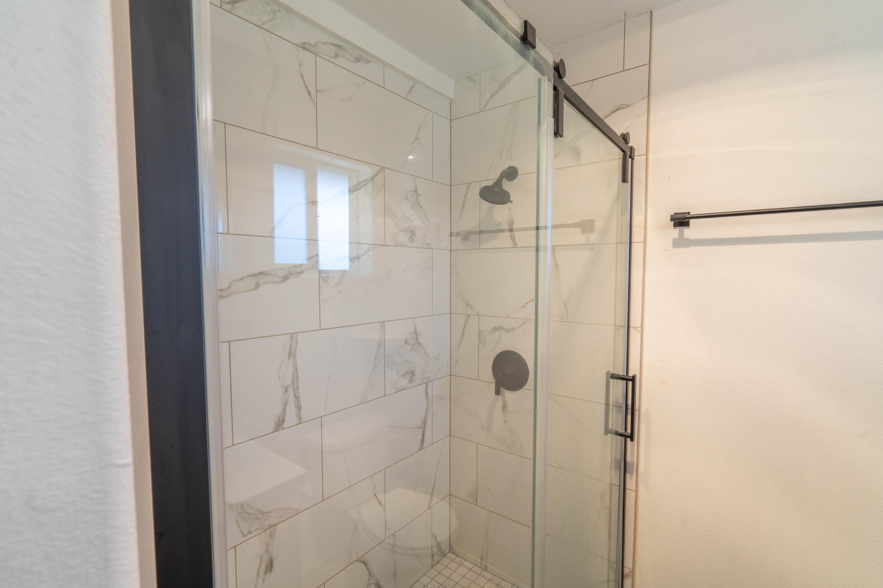 701 Southwest 23rd Street Redmond, OR 97756 - Photo 23 of 36 DSC02356-HDR