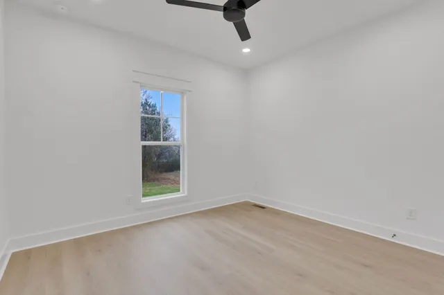 $464,000 | 1111 Abiff Road, Bon Aqua, TN 37025