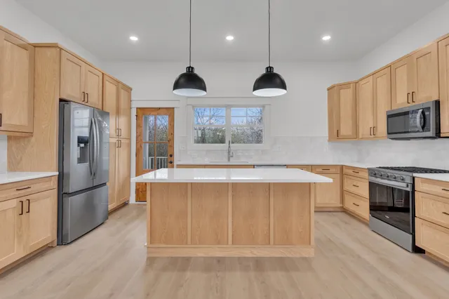 $464,000 | 1111 Abiff Road, Bon Aqua, TN 37025