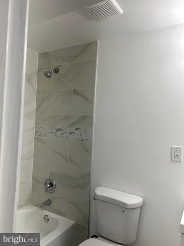 $1,600 | 125 Oakview Drive Southeast, Leesburg, VA 20175