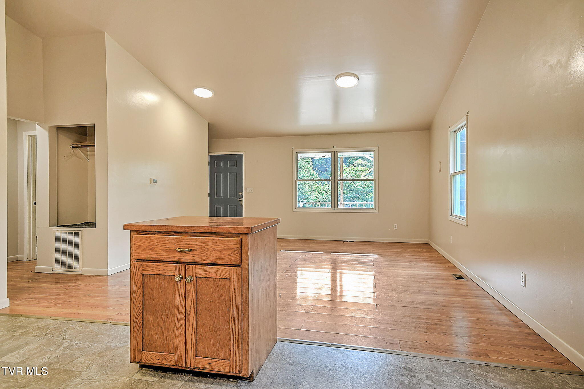 655 Wadlow Gap Road Kingsport, TN 37660 - Photo 52 of 66 11-web-or-mls-649 Wadalow Gap DP-12