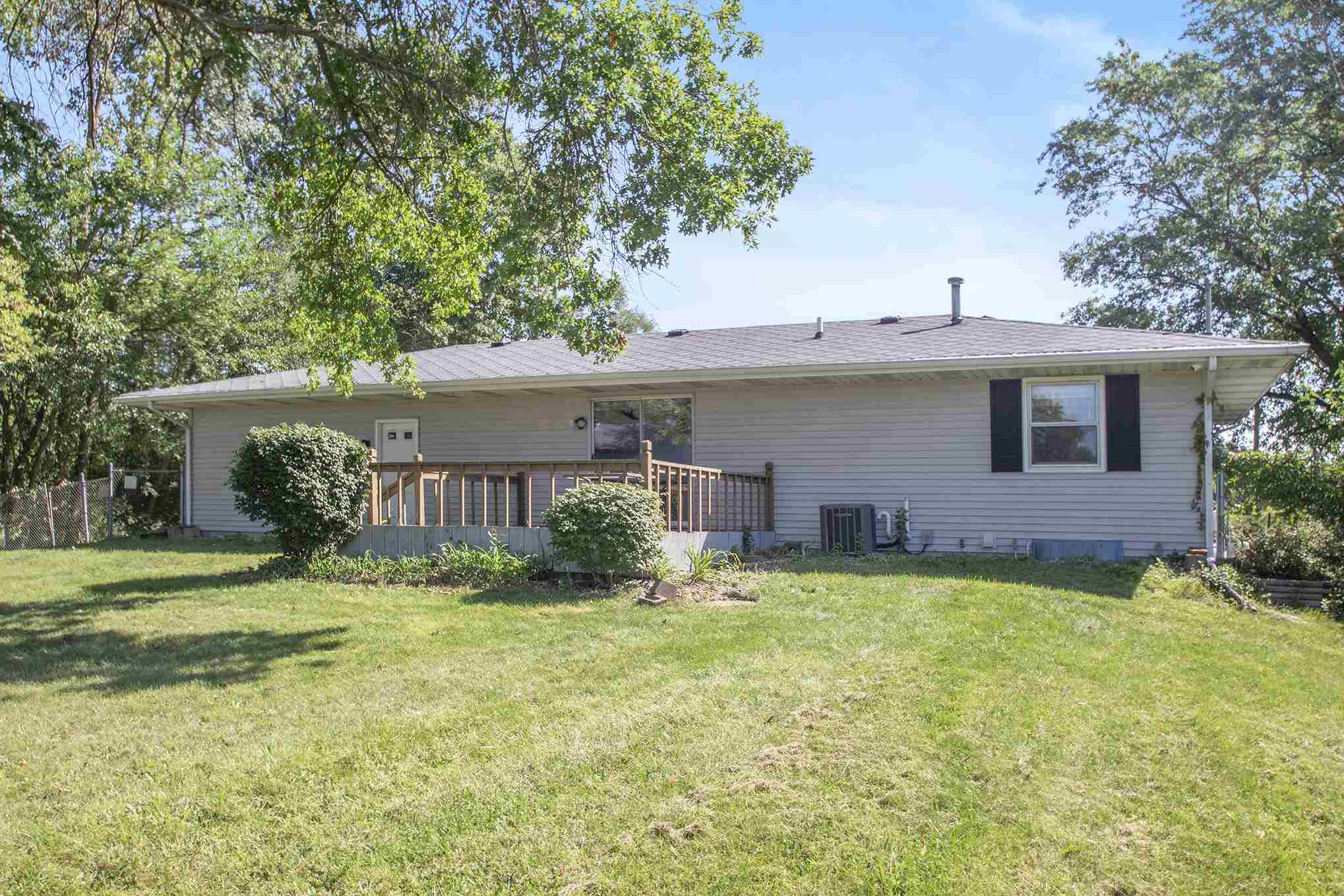 54735 Fir Road Mishawaka, IN 46545 - Photo 4 of 25