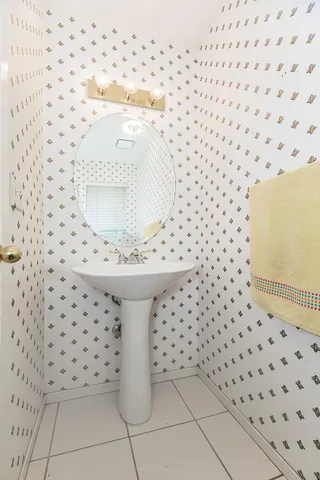 $385,000 | 1322 Carson Avenue, Clovis, CA 93611