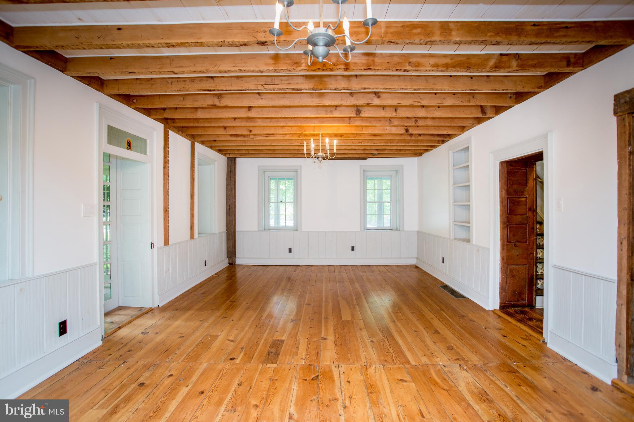 3115 Gallows Hill Road Riegelsville, PA 18077 - Photo 20 of 75 Living Room
