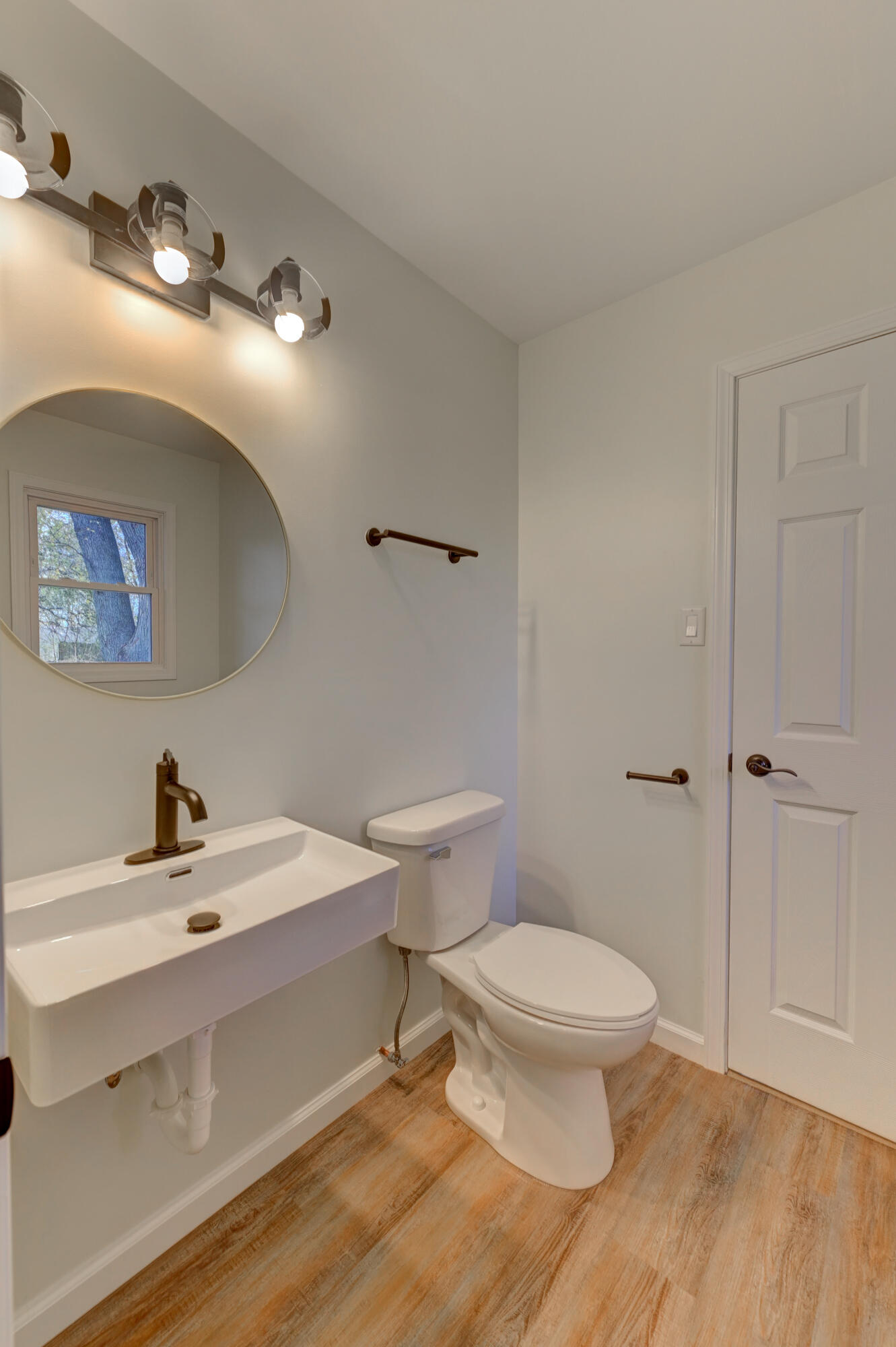 741 Heritage Road Valparaiso, IN 46385 - Photo 15 of 22 1331x2000