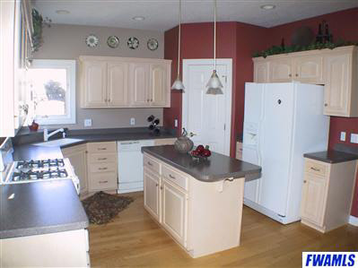 2224 Stonebriar Road Fort Wayne, IN 46814 - Photo 4 of 16 Gallery Image 4