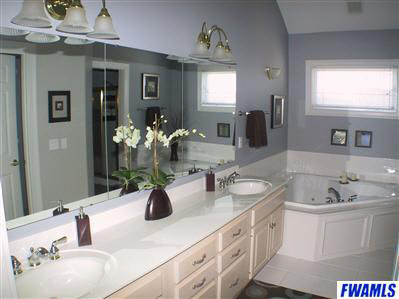 2224 Stonebriar Road Fort Wayne, IN 46814 - Photo 9 of 16 Gallery Image 9