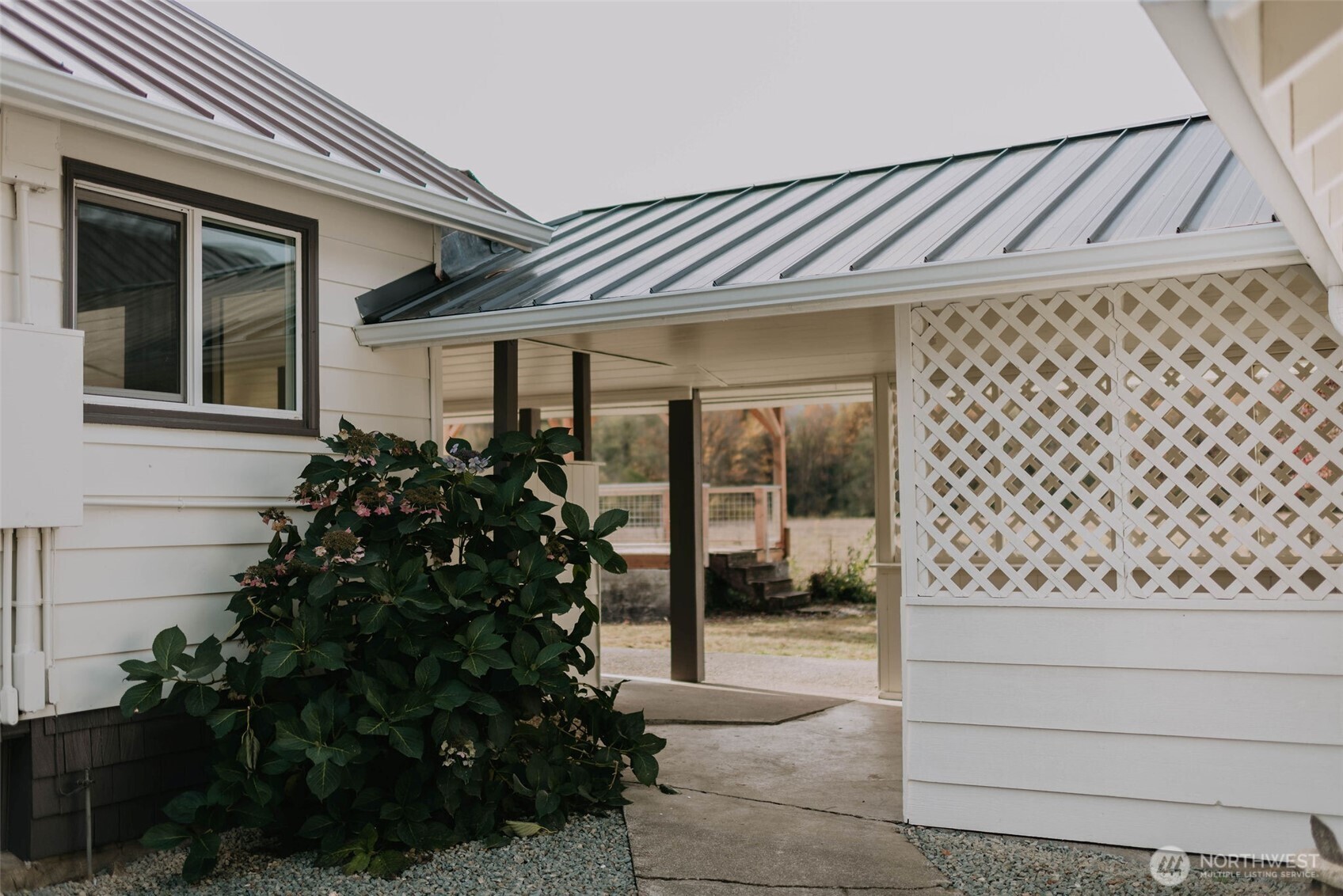 11610 Martin Road Rockport, WA 98283 - Photo 5 of 35