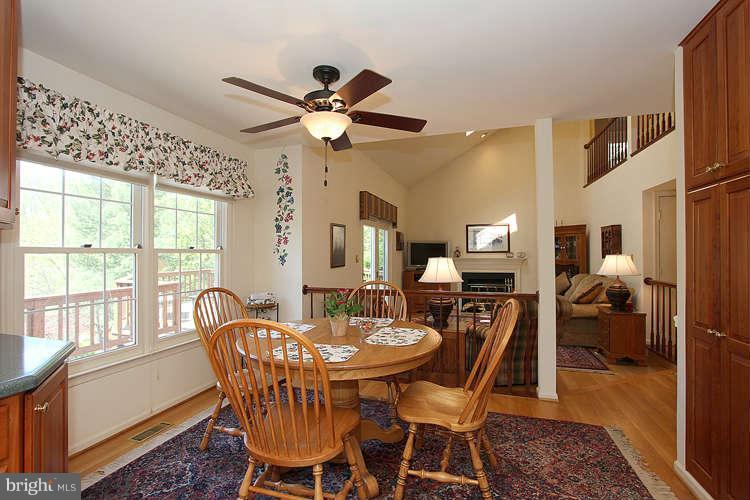 20604 Bell Bluff Road Gaithersburg, MD 20882 - Photo 13 of 30 Look out to the woods while eating breakfast!