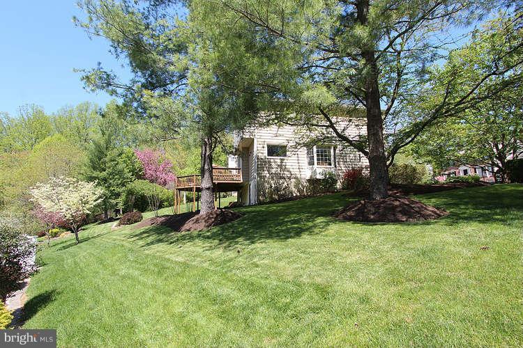 20604 Bell Bluff Road Gaithersburg, MD 20882 - Photo 28 of 30 Beautiful views in this neighborhood.