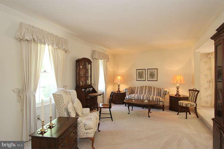 Entertain in your huge FORMAL LIVING ROOM!