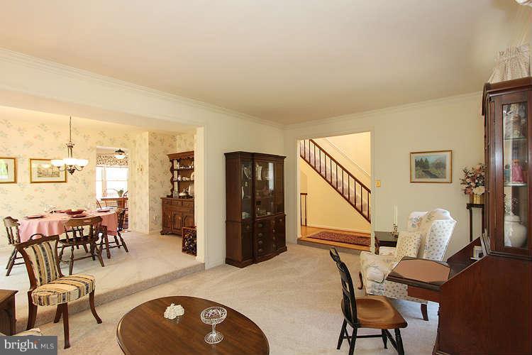 Enjoy this open living space, great for evenings!