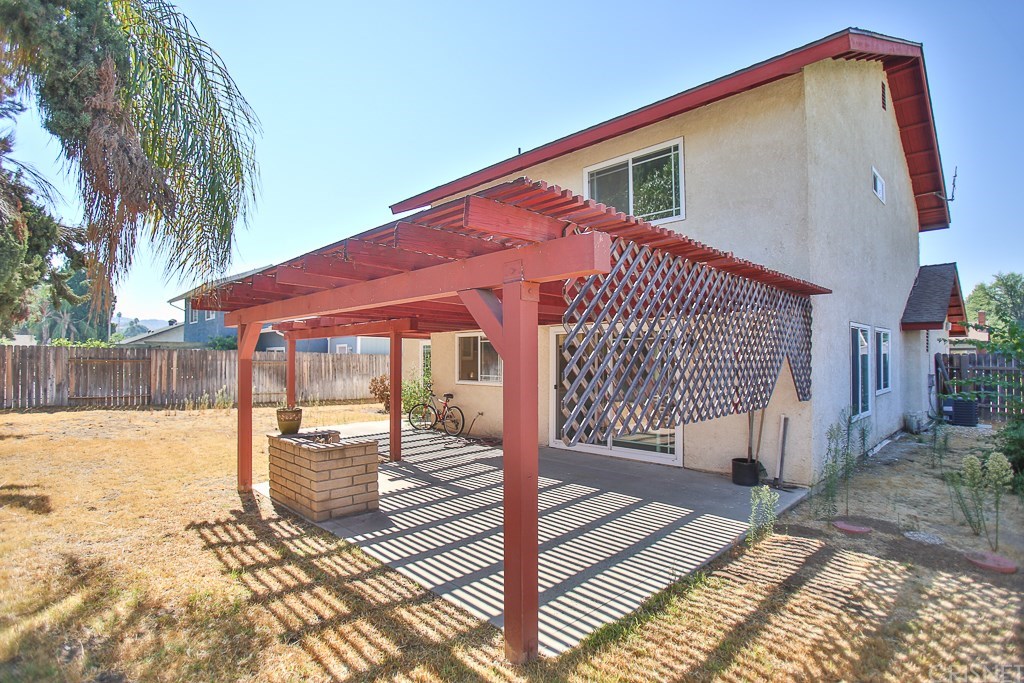 2763 Scarborough Place Riverside, CA 92503 - Photo 3 of 21