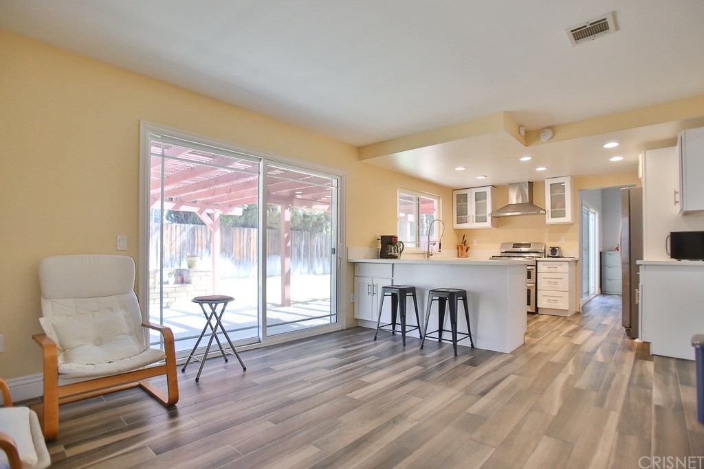 2763 Scarborough Place Riverside, CA 92503 - Photo 10 of 21