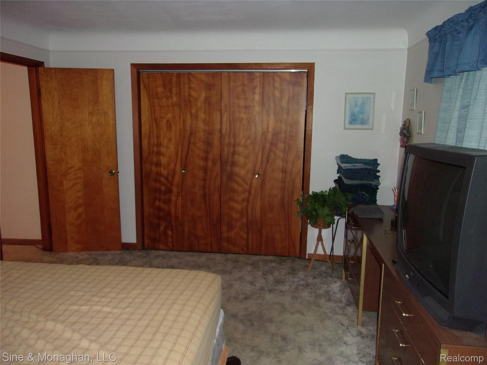 6020 Shea Road Marine City, MI 48039 - Photo 26 of 36 100_0642.JPG