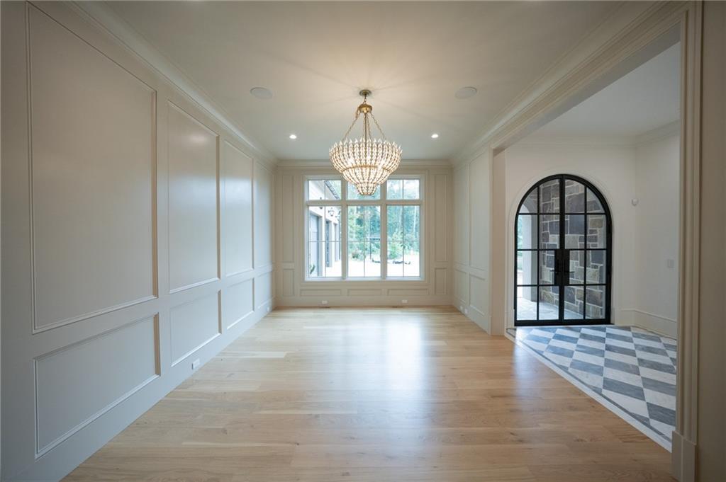 500 Emily Reed Lane Atlanta, GA 30342 - Photo 10 of 64 Gallery Image 10
