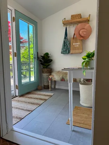 $1,845,000 | 10 Danls Way, West Tisbury, MA 02568