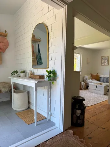 $1,845,000 | 10 Danls Way, West Tisbury, MA 02568