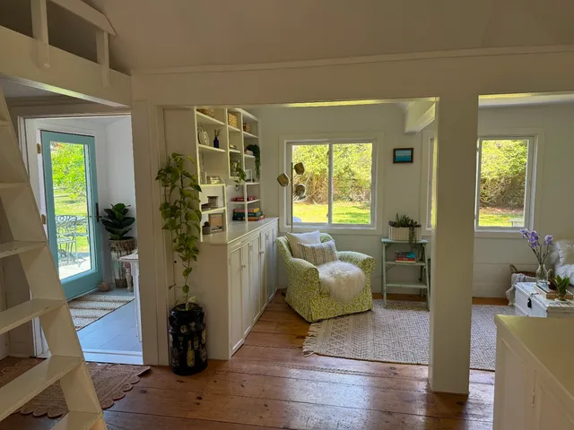 $1,845,000 | 10 Danls Way, West Tisbury, MA 02568