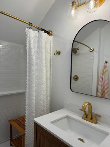 $1,845,000 | 10 Danls Way, West Tisbury, MA 02568