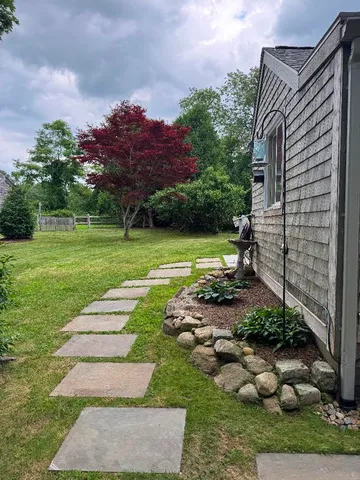 $1,845,000 | 10 Danls Way, West Tisbury, MA 02568