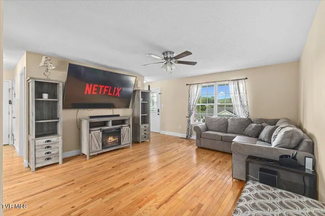 $337,900 | 109 Violet Lane, Bluff City, TN 37618