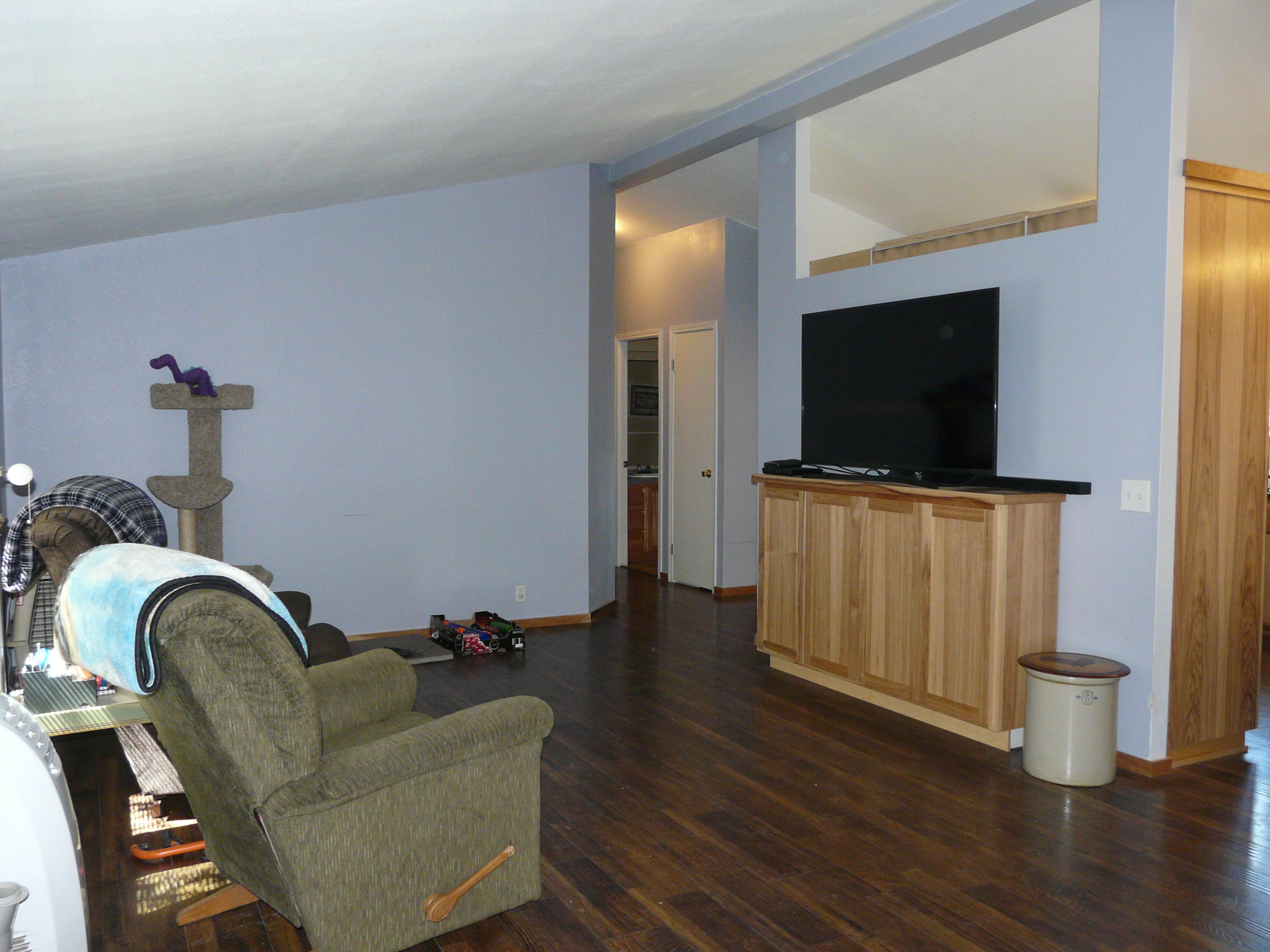 60872 Raintree Court Bend, OR 97702 - Photo 6 of 18 Custom TV cabinet will stay with home.