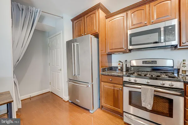 $3,500 | 7150 Huntley Creek Place, Alexandria, VA 22306