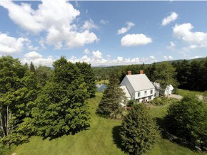 706 Pinnacle Road Stowe, VT 05672 - Photo 2 of 34
