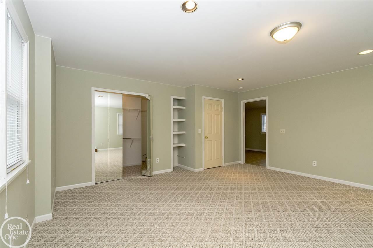 429 Moran Road Grosse Pointe Farms, MI 48236 - Photo 25 of 60