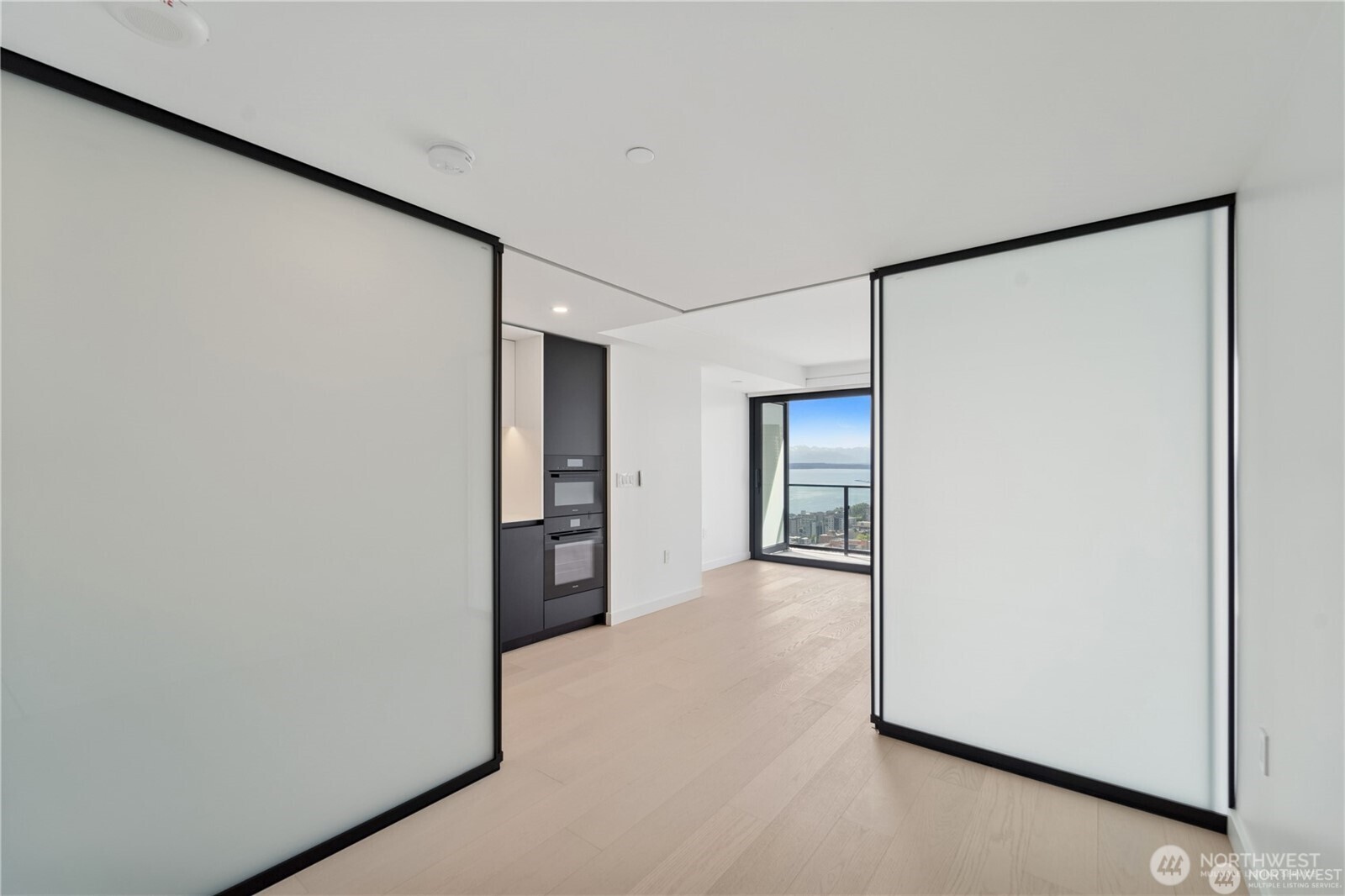 300 Virginia Street, Unit 3012 Seattle, WA 98101 - Photo 12 of 40