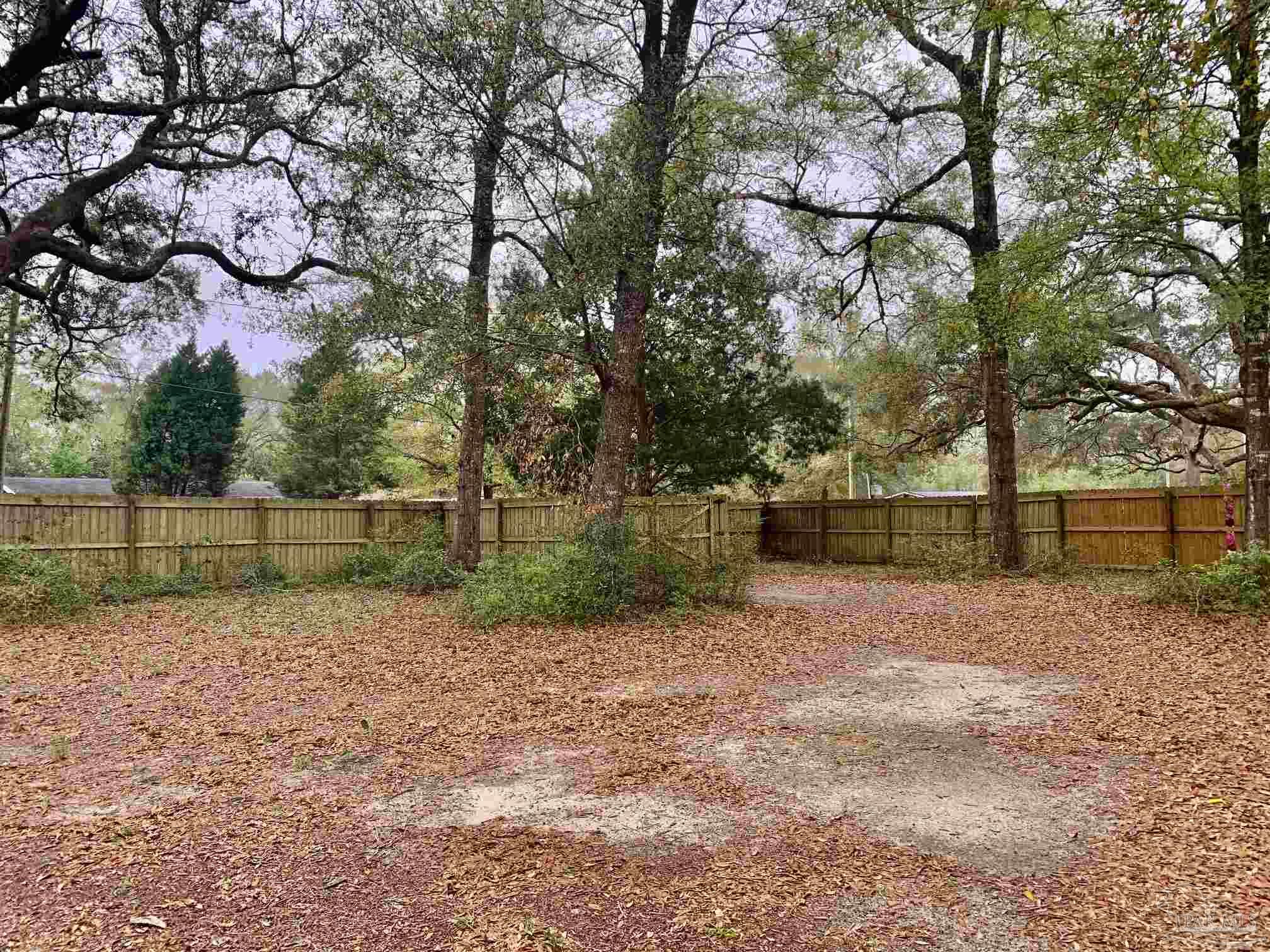 6545 Berryhill Road Milton, FL 32570 - Photo 6 of 7 Gallery Image 6