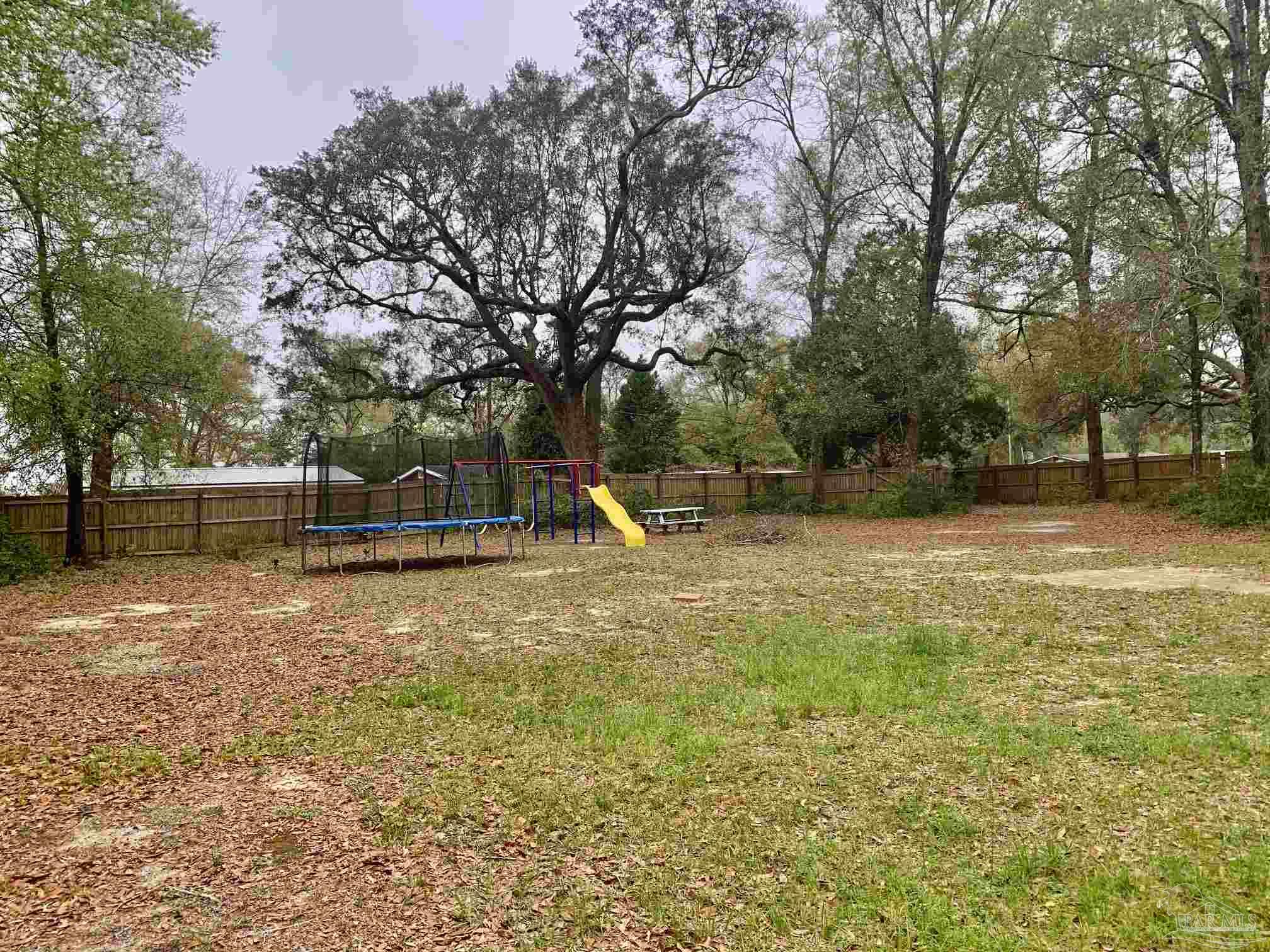 6545 Berryhill Road Milton, FL 32570 - Photo 7 of 7 Gallery Image 7