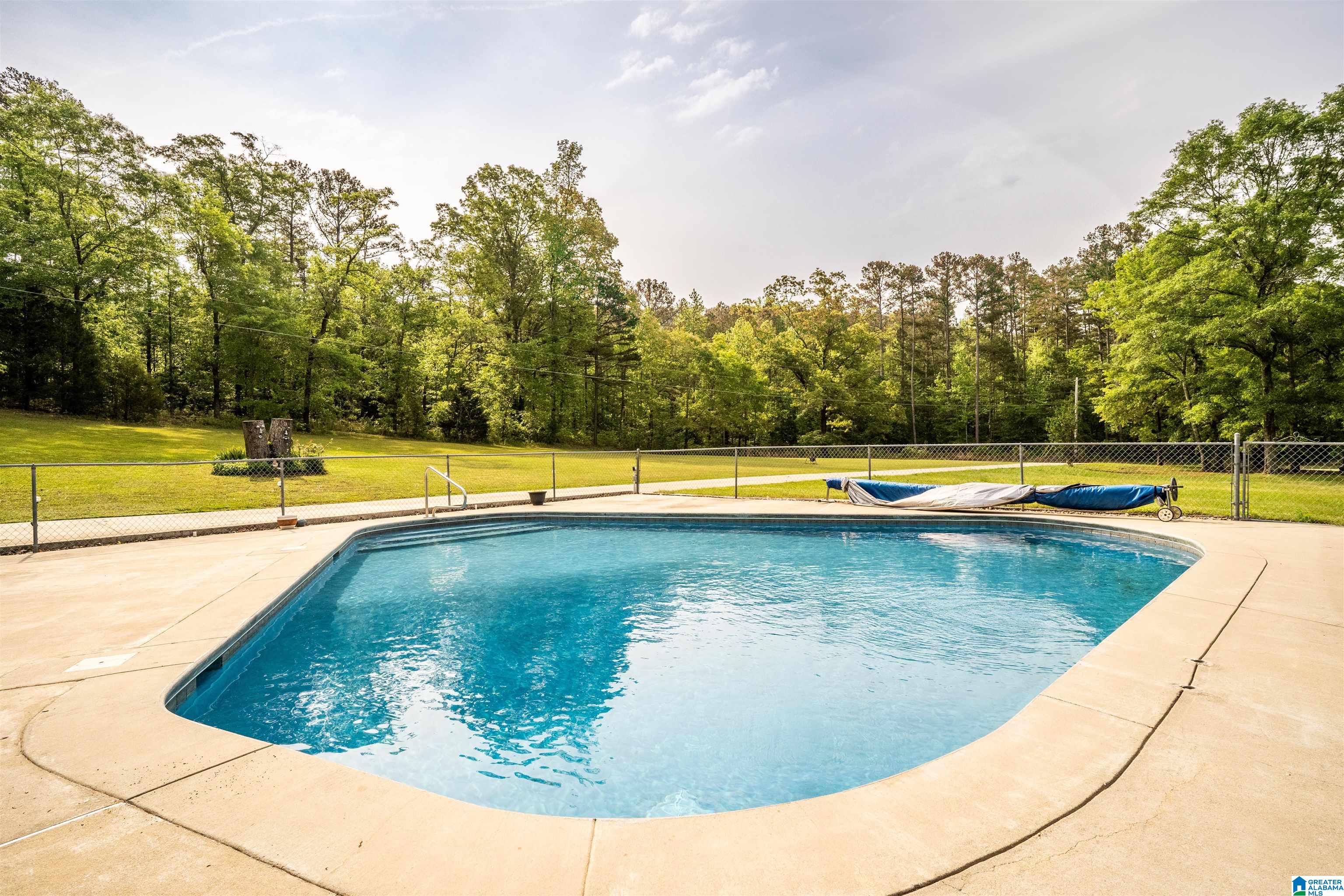 231 Cove Road Jacksonville, AL 36265 - Photo 18 of 31