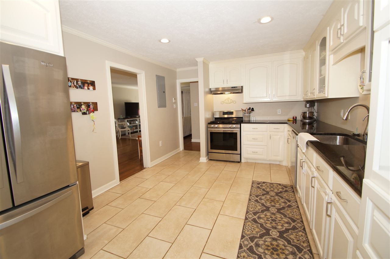 3976 Roxbury Road Jackson, MS 39211 - Photo 5 of 23 Photo 5