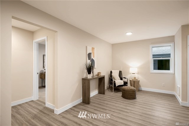 10312 Northeast 189th Street, Unit B Bothell, WA 98011 - Photo 2 of 11 Gallery Image 2