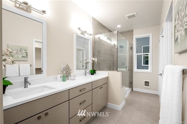 10312 Northeast 189th Street, Unit B Bothell, WA 98011 - Photo 10 of 11 Gallery Image 10