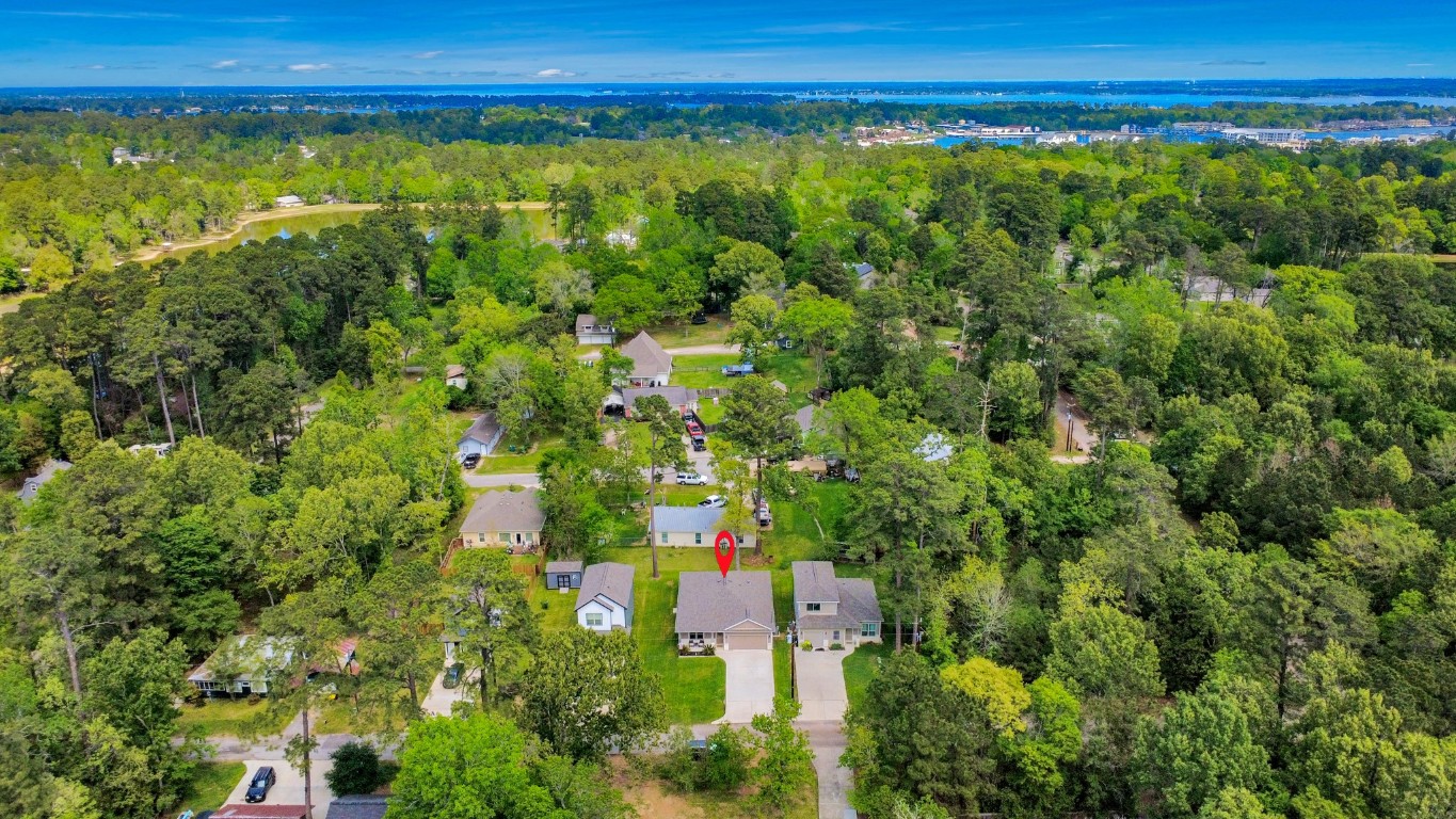709 Little River Drive Montgomery, TX 77316 - Photo 39 of 40 a view of an outdoor area and a lake view