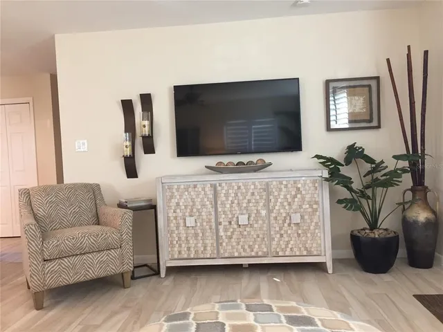 $4,000 | 2181 Pueblo Circle, Unit V21, Sarasota, FL 34231