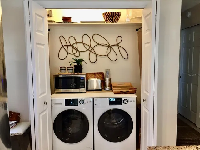 $4,000 | 2181 Pueblo Circle, Unit V21, Sarasota, FL 34231