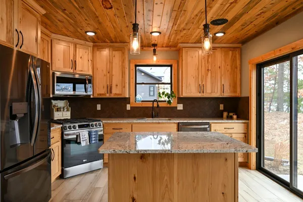 $875,000 | 1203 Peterson Trail, Spooner, WI 54801