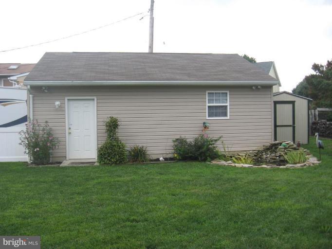 308 Miles Road Essex, MD 21221 - Photo 2 of 21 Garage 1