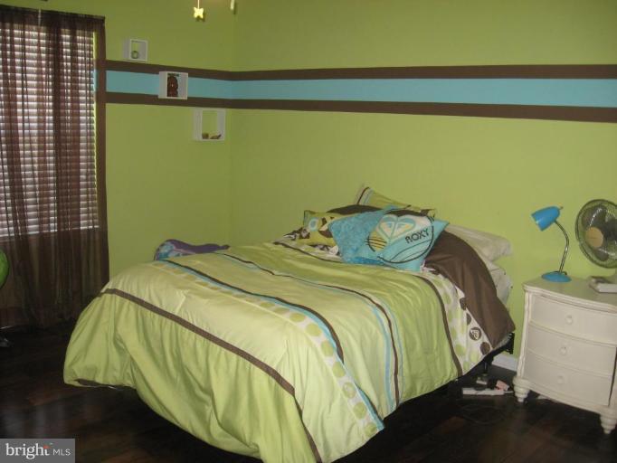 308 Miles Road Essex, MD 21221 - Photo 17 of 21 Bedroom #2